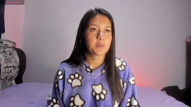 Sharlottee   online show from February 9, 2026, 9:35 am