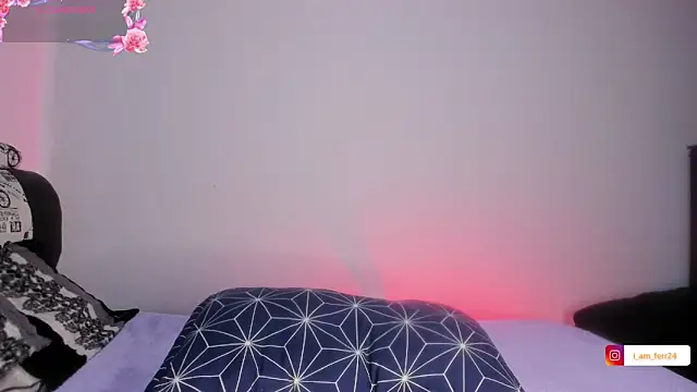 Sharlottee   online show from February 13, 2026, 8:10 am