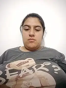 Snapshot of Hammys-stevee chatting on March 10, 2026, 12:37 am Hammys-stevee online show from March 10, 2026, 12:37 am