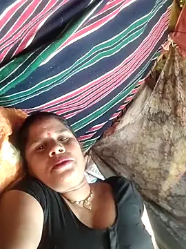 Hot kiran4 online show from April 18, 2026, 5:00 am