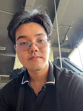 lucas-N888 online show from February 4, 2026, 4:07 am