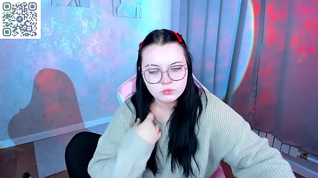 Kira G0ld online show from April 17, 2026, 9:01 am