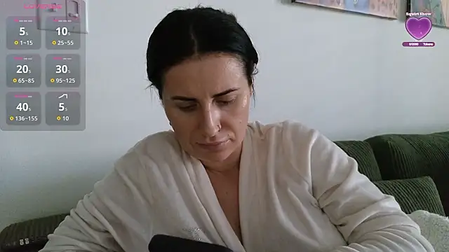 Snapshot of ViolettBaby chatting on February 5, 2026, 6:01 pm ViolettBaby online show from February 5, 2026, 6:01 pm