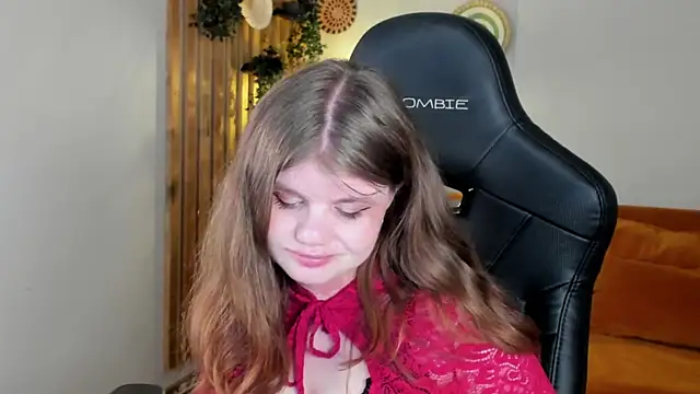 ChloeHalses online show from May 21, 2026, 5:09 pm