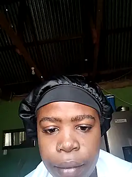 blxckiey online show from February 11, 2026, 5:56 am