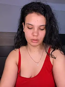 Karolina Velvet online show from February 17, 2026, 9:54 pm