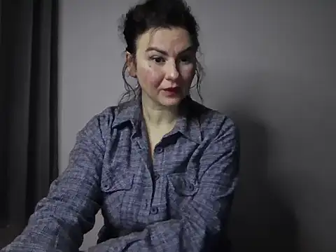 LexiMira254 online show from February 3, 2026, 3:39 pm