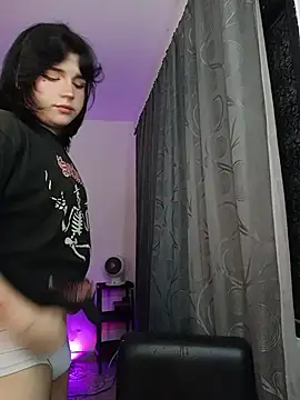 Snapshot of Daniellesins1 chatting on February 14, 2026, 6:43 am Daniellesins1 online show from February 14, 2026, 6:43 am