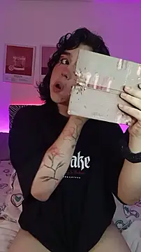 Snapshot of Daniellesins1 chatting on March 5, 2026, 5:36 am Daniellesins1 online show from March 5, 2026, 5:36 am