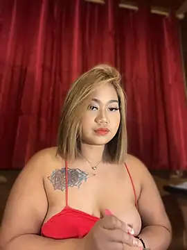 Snapshot of vien_pussy69 chatting on July 8, 2026, 5:06 pm vien pussy69 online show from July 8, 2026, 5:06 pm