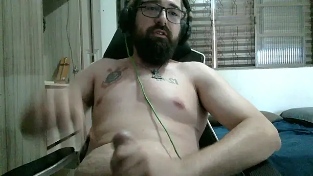 Redlovecouple online show from March 1, 2026, 3:58 pm