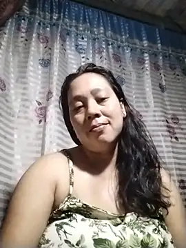 Snapshot of May_Bombs chatting on February 17, 2026, 7:53 pm May Bombs online show from February 17, 2026, 7:53 pm