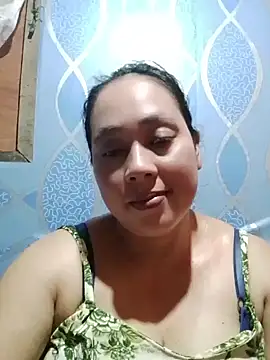 May Bombs online show from April 10, 2026, 1:00 am