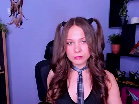 LanaLovely online show from March 12, 2026, 7:36 am