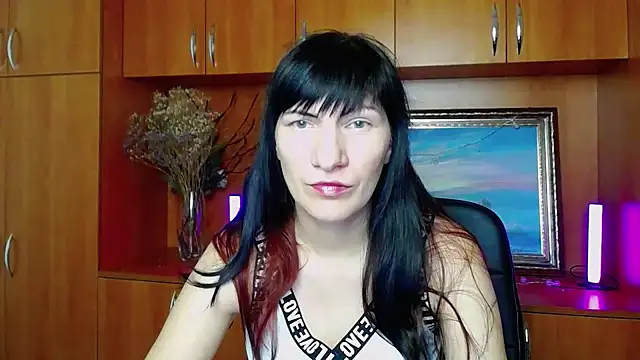 Rosalinda ro online show from February 25, 2026, 1:21 pm