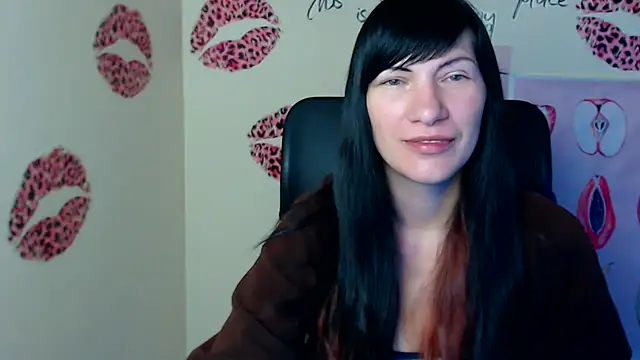 Snapshot of Rosalinda_ro chatting on May 10, 2026, 6:18 am Rosalinda ro online show from May 10, 2026, 6:18 am