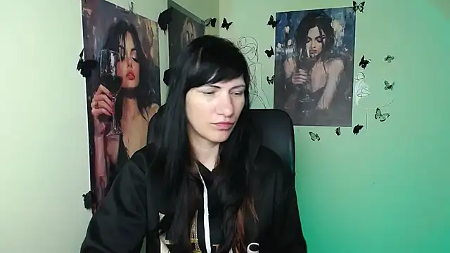 Snapshot of Rosalinda_ro chatting on May 18, 2026, 5:35 am Rosalinda ro online show from May 18, 2026, 5:35 am