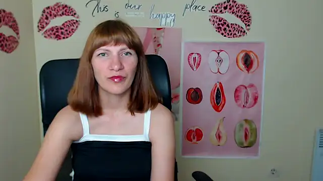 Snapshot of Rosalinda_ro chatting on June 5, 2026, 6:13 pm Rosalinda ro online show from June 5, 2026, 6:13 pm