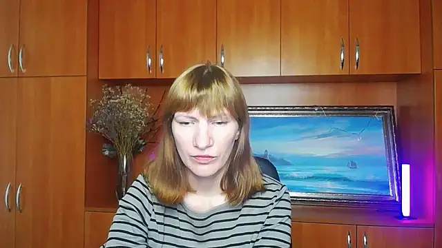 Snapshot of Rosalinda_ro chatting on June 13, 2026, 6:00 am Rosalinda ro online show from June 13, 2026, 6:00 am