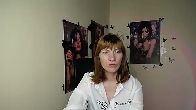 Snapshot of Rosalinda_ro chatting on June 15, 2026, 5:31 am Rosalinda ro online show from June 15, 2026, 5:31 am