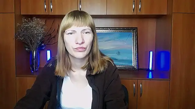 Snapshot of Rosalinda_ro chatting on July 5, 2026, 4:19 am Rosalinda ro online show from July 5, 2026, 4:19 am