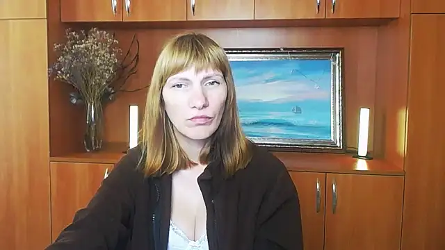 Snapshot of Rosalinda_ro chatting on July 14, 2026, 10:21 am Rosalinda ro online show from July 14, 2026, 10:21 am