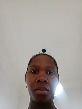 PussyFarrie online show from June 30, 2026, 6:14 am