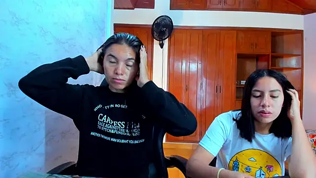 Emily and Soffy online show from April 2, 2026, 12:47 pm