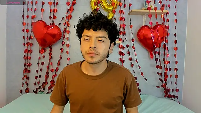 Eliotkinky online show from February 21, 2026, 7:59 pm