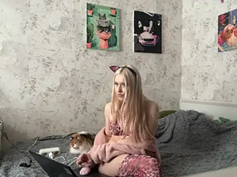 SisyLana online show from February 20, 2026, 12:05 pm