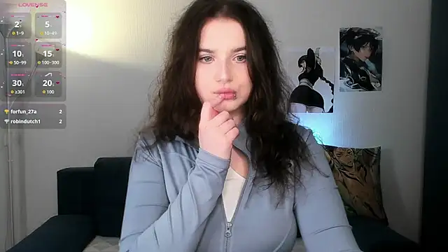 chloe dashh online show from March 13, 2026, 8:37 pm