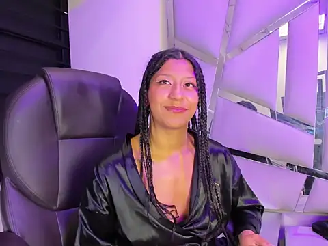 Vaneline2 online show from March 8, 2026, 2:04 am