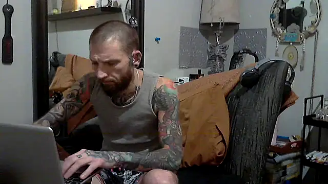 F D R  online show from February 23, 2026, 4:32 am