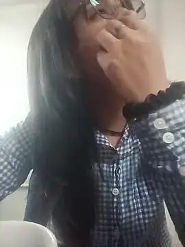 Maggyx online show from February 20, 2026, 1:22 pm