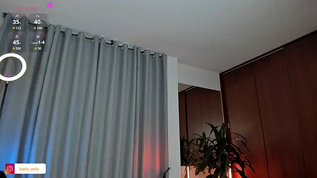 karinnixx online show from April 18, 2026, 7:07 pm