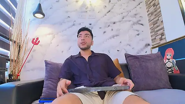 Max Hornye online show from February 28, 2026, 6:42 pm