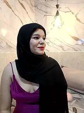  Nadiiaa online show from February 4, 2026, 1:28 pm