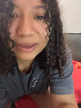 Snapshot of daphne_grande chatting on March 4, 2026, 11:55 pm daphne grande online show from March 4, 2026, 11:55 pm