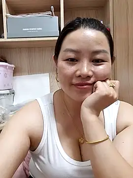 Snapshot of Jennie_dogy chatting on June 18, 2026, 1:15 pm Jennie dogy online show from June 18, 2026, 1:15 pm