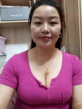 Snapshot of Jennie_dogy chatting on June 21, 2026, 5:10 am Jennie dogy online show from June 21, 2026, 5:10 am