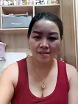 Snapshot of Jennie_dogy chatting on June 28, 2026, 2:34 pm Jennie dogy online show from June 28, 2026, 2:34 pm
