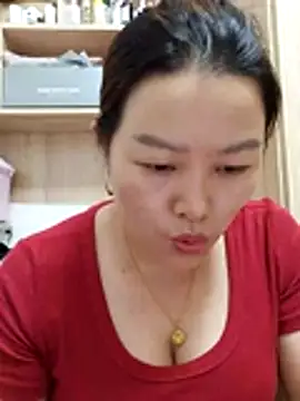 Snapshot of Jennie_dogy chatting on July 16, 2026, 12:33 pm Jennie dogy online show from July 16, 2026, 12:33 pm
