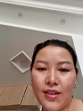 Snapshot of Jennie_dogy chatting on July 18, 2026, 1:32 am Jennie dogy online show from July 18, 2026, 1:32 am