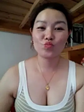 Snapshot of Jennie_dogy chatting on July 23, 2026, 7:06 am Jennie dogy online show from July 23, 2026, 7:06 am
