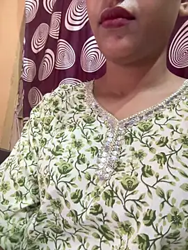 Snapshot of komalsharma99 chatting on May 22, 2026, 8:32 am komalsharma99 online show from May 22, 2026, 8:32 am