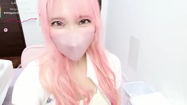 Mia-o0 online show from March 5, 2026, 9:27 am