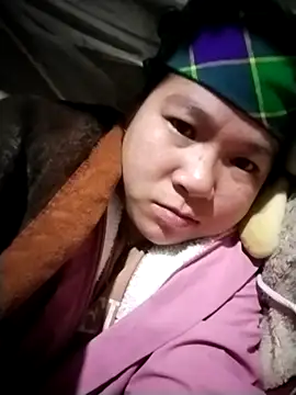 Snapshot of Erika--006 chatting on February 9, 2026, 12:36 am Erika--006 online show from February 9, 2026, 12:36 am