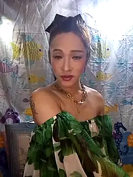 GeorginaLove09 online show from April 13, 2026, 7:58 am