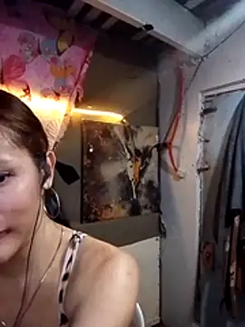 Snapshot of GeorginaLove09 chatting on May 22, 2026, 8:32 am GeorginaLove09 online show from May 22, 2026, 8:32 am