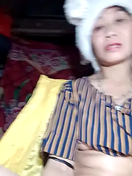 Snapshot of witch-xx chatting on February 23, 2026, 12:46 pm witch-xx online show from February 23, 2026, 12:46 pm